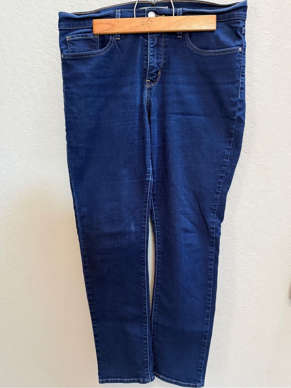 Levi's Women's Dark Blue Skinny Jeans